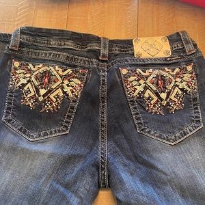 Miss Me Jeans Mid Rise East Crop. Size 33